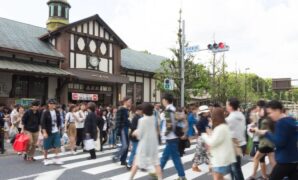 Harajuku Station’s beautiful old wooden building is set to return, with a new complex around it