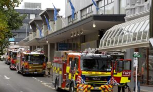 Man hands himself in after fire at hotel