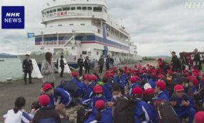 滋賀 びわ湖学ぶ学習船「うみのこ」運航始まる 長浜で出航式
