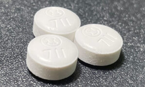 77% of Japan's COVID-19 oral drugs set to be destroyed: estimate