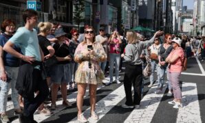 International Visitors to Japan Bloomed to 3 Million in March
