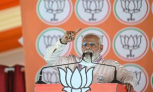 Modi’s home state votes in heated Indian election campaign