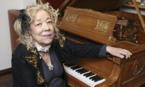 Pianist Fujiko Hemming dies at 92