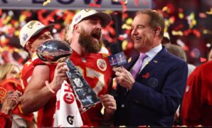 Travis Kelce 'extremely grateful' for new deal with Chiefs