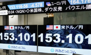 Yen briefly advances to 153 against U.S. dollar after Fed statement
